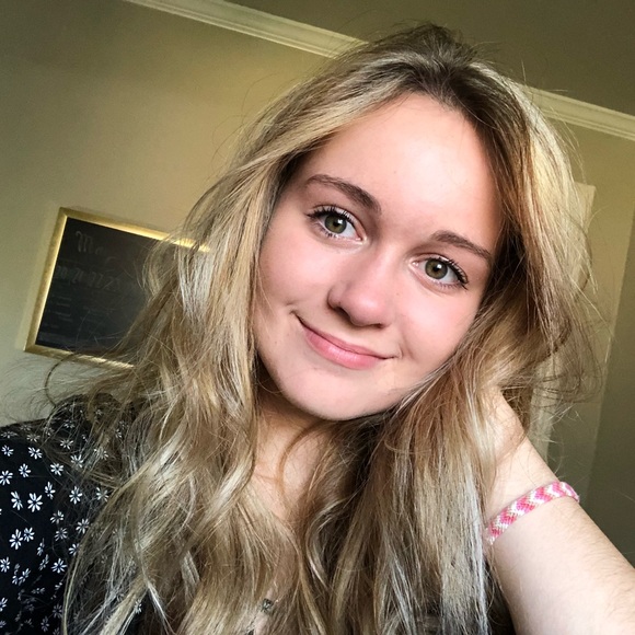 zoe_adkins23